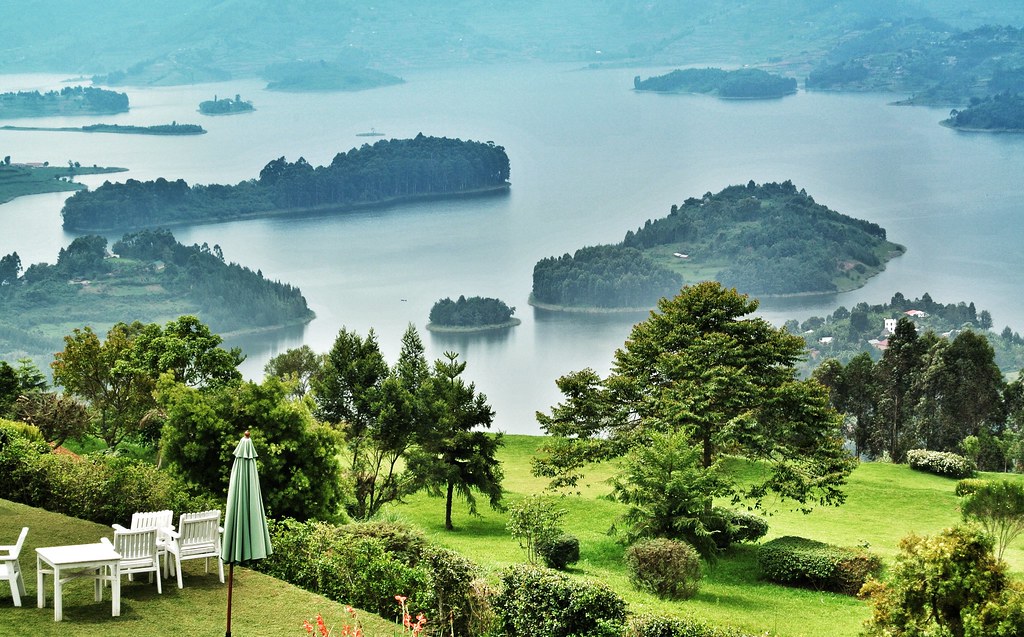 lake bunyonyi uganda, lake bunyonyi