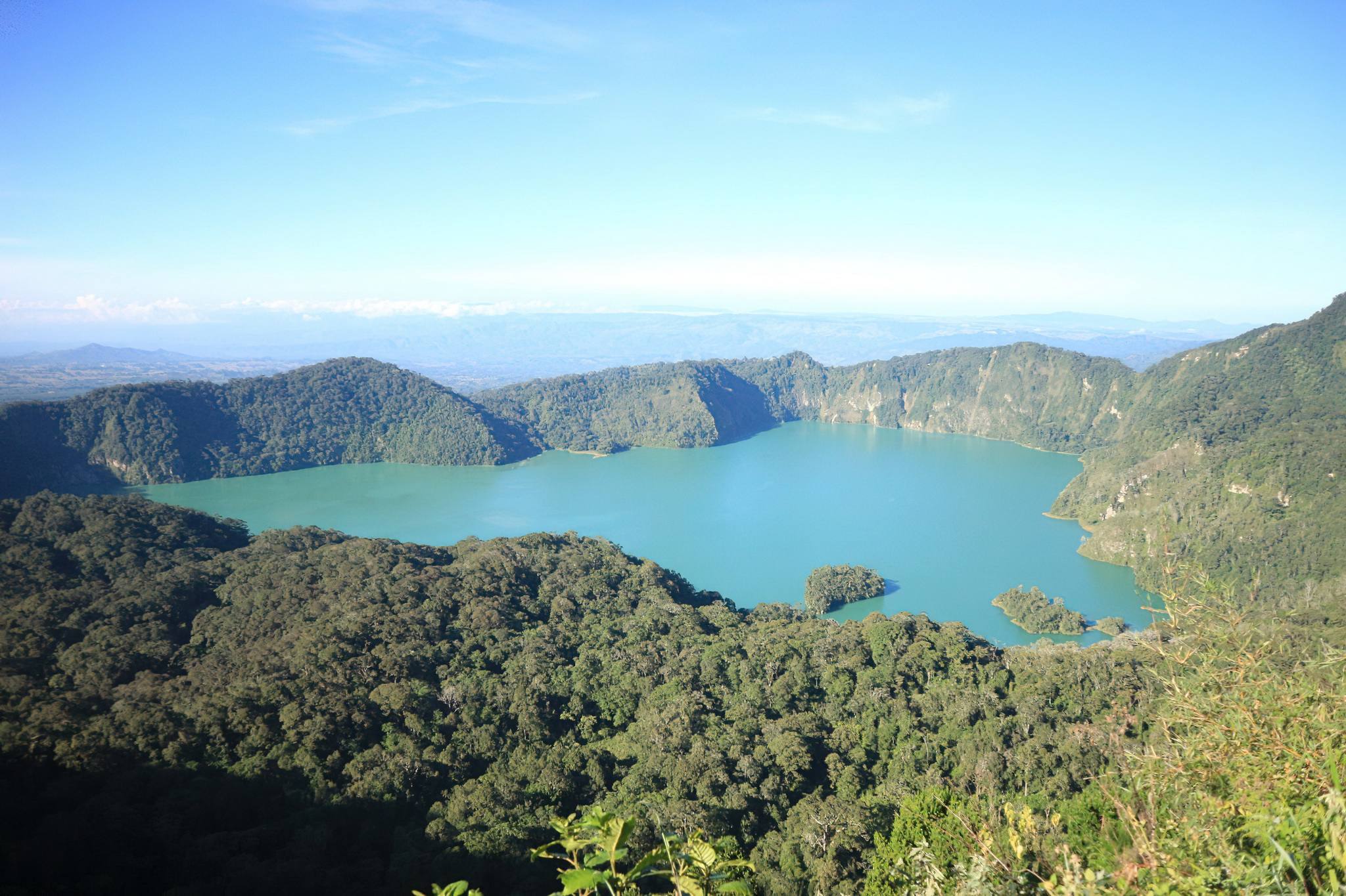 ngozi crater lake, ngozi crater lkae tanzania, second largest crater lake in africa, crater lakes in africa, ngozi lake