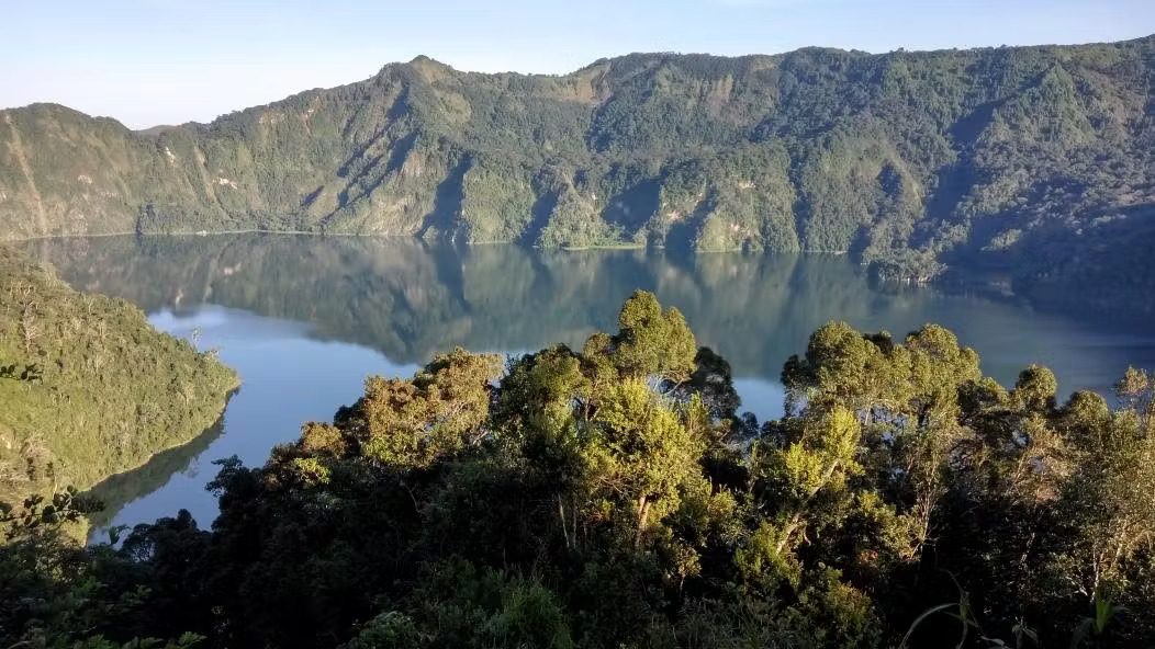 ngozi crater lake, ngozi crater lkae tanzania, second largest crater lake in africa, crater lakes in africa, ngozi lake