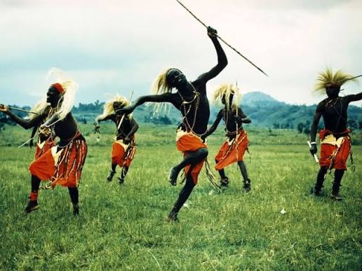 Uganda Cultural Tours Guide